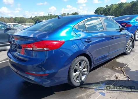2017 Hyundai Elantra Se z USA, uszkodzony, nr VIN 5NPD84LF8HH083211